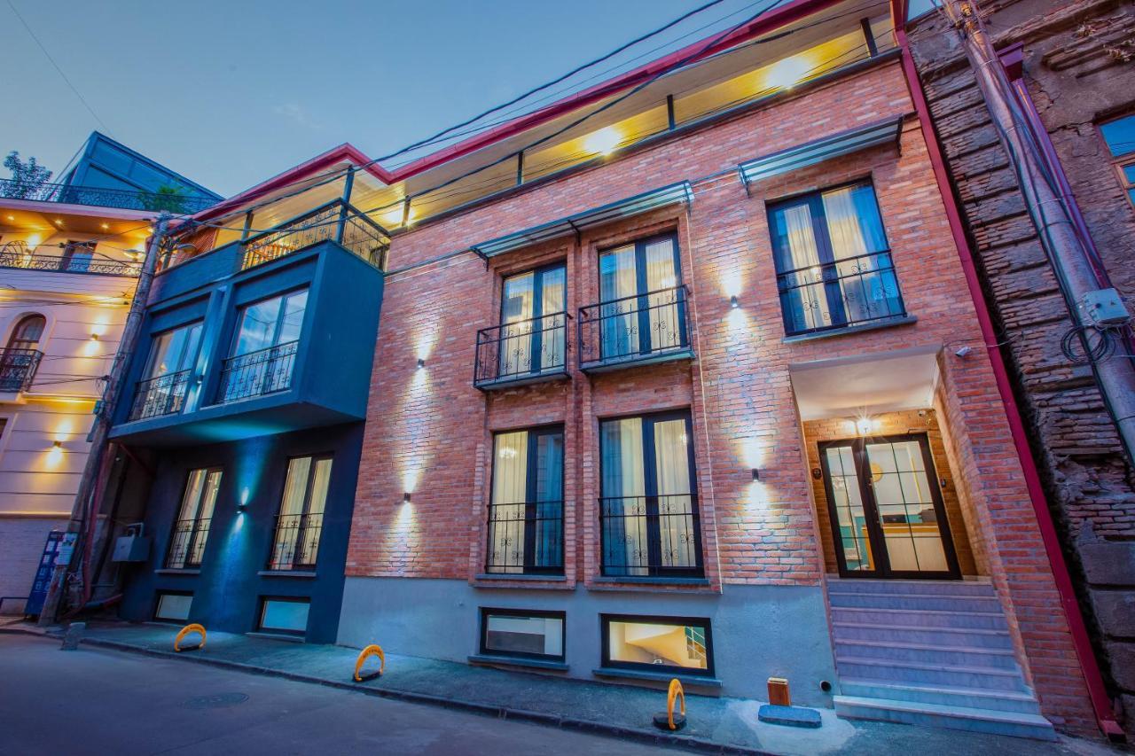 Central Gate Hotel In Heart Of تبليسي المظهر الخارجي الصورة