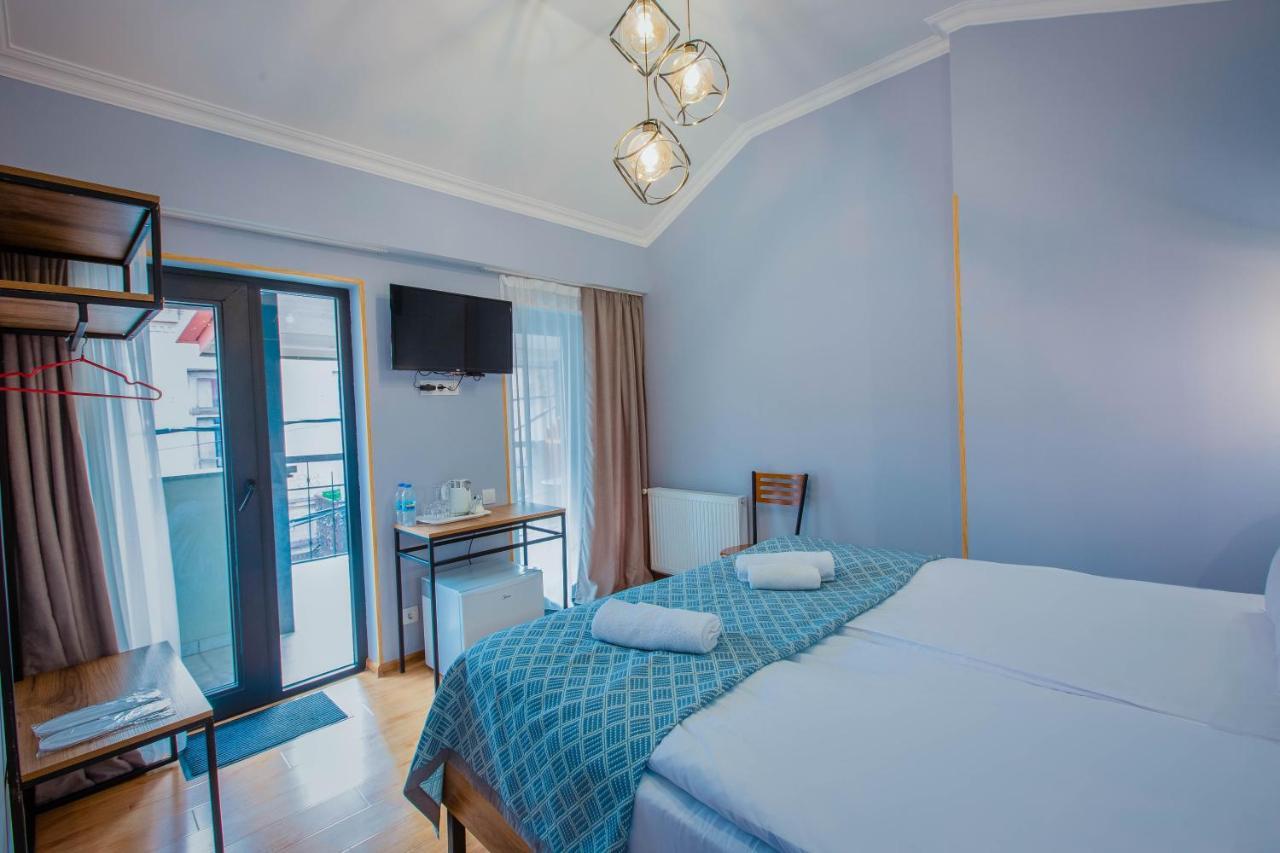 Central Gate Hotel In Heart Of تبليسي المظهر الخارجي الصورة