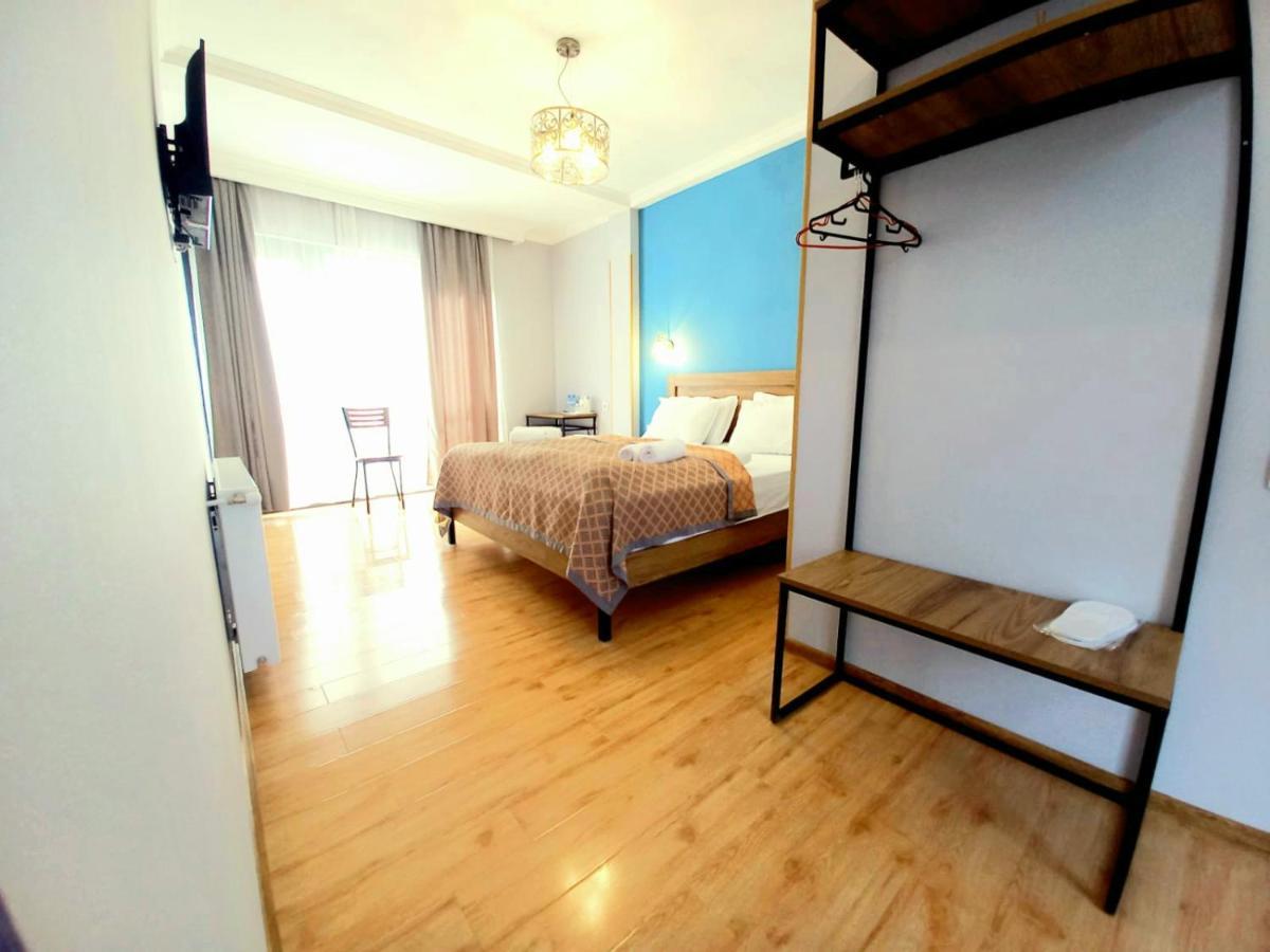 Central Gate Hotel In Heart Of تبليسي المظهر الخارجي الصورة